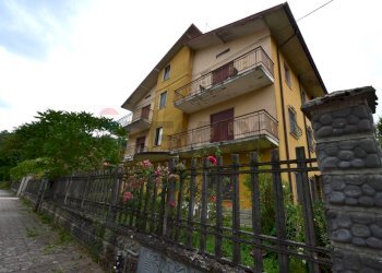 Casa all\'aperto - Office Strada Carbogna
36, Palanzano - photo 15