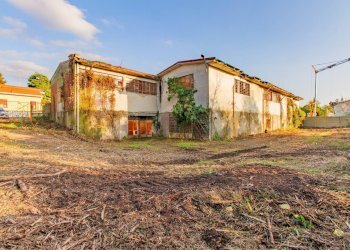 Casa all\'aperto - Terreno edificabile Marnate - foto 1
