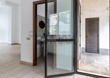 Non correlato - Shop Via Quintino Sella
 
125, Busto Arsizio - photo 14