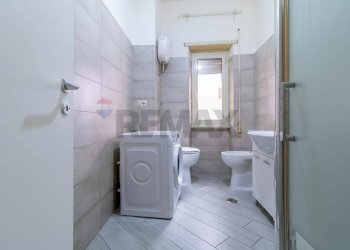 Bagno - Trilocale Via Bellegra
 
35, Roma - foto 23