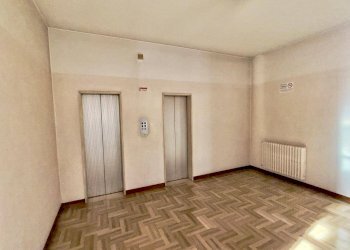 Interno palazzo - Two-room apartment Via Vincenzo Bellini
23, Sesto San Giovanni - photo 15