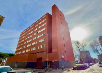 Facciata - Two-room apartment Via Vincenzo Bellini
23, Sesto San Giovanni - photo 19