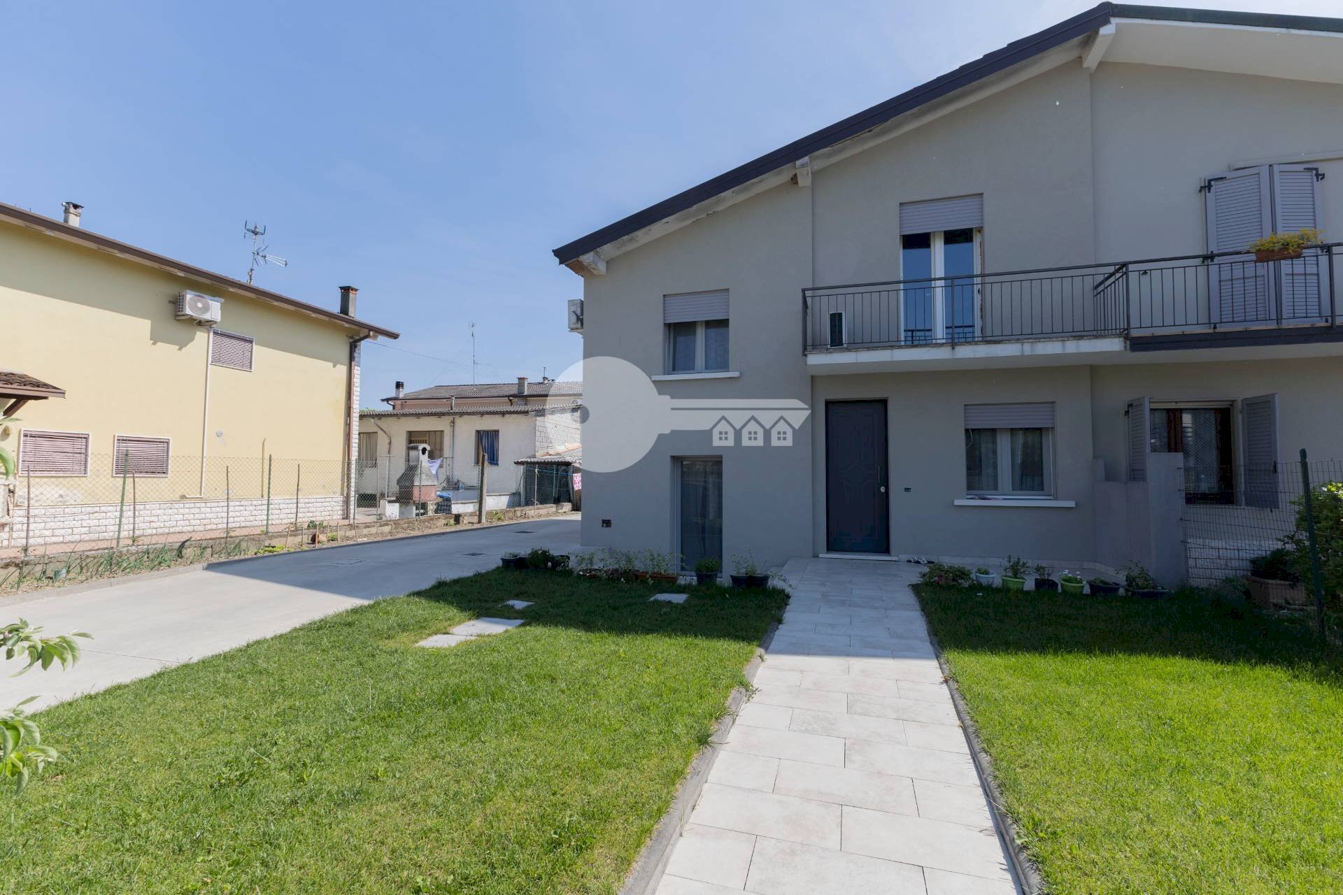 Foto 3 - Casa semi indipendente VIA QUARTIERE PRIMO MAGGIO
 
23, Leno - foto 3
