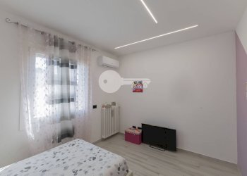 Foto 27 - Casa semi indipendente VIA QUARTIERE PRIMO MAGGIO
 
23, Leno - foto 27