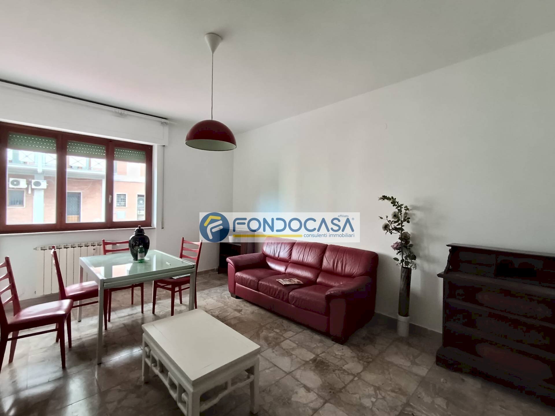 soggiorno - Quadrilocale via enrico fermi, Massa - foto 2