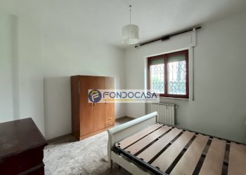 prima camera matrimoniale - Quadrilocale via enrico fermi, Massa - foto 13