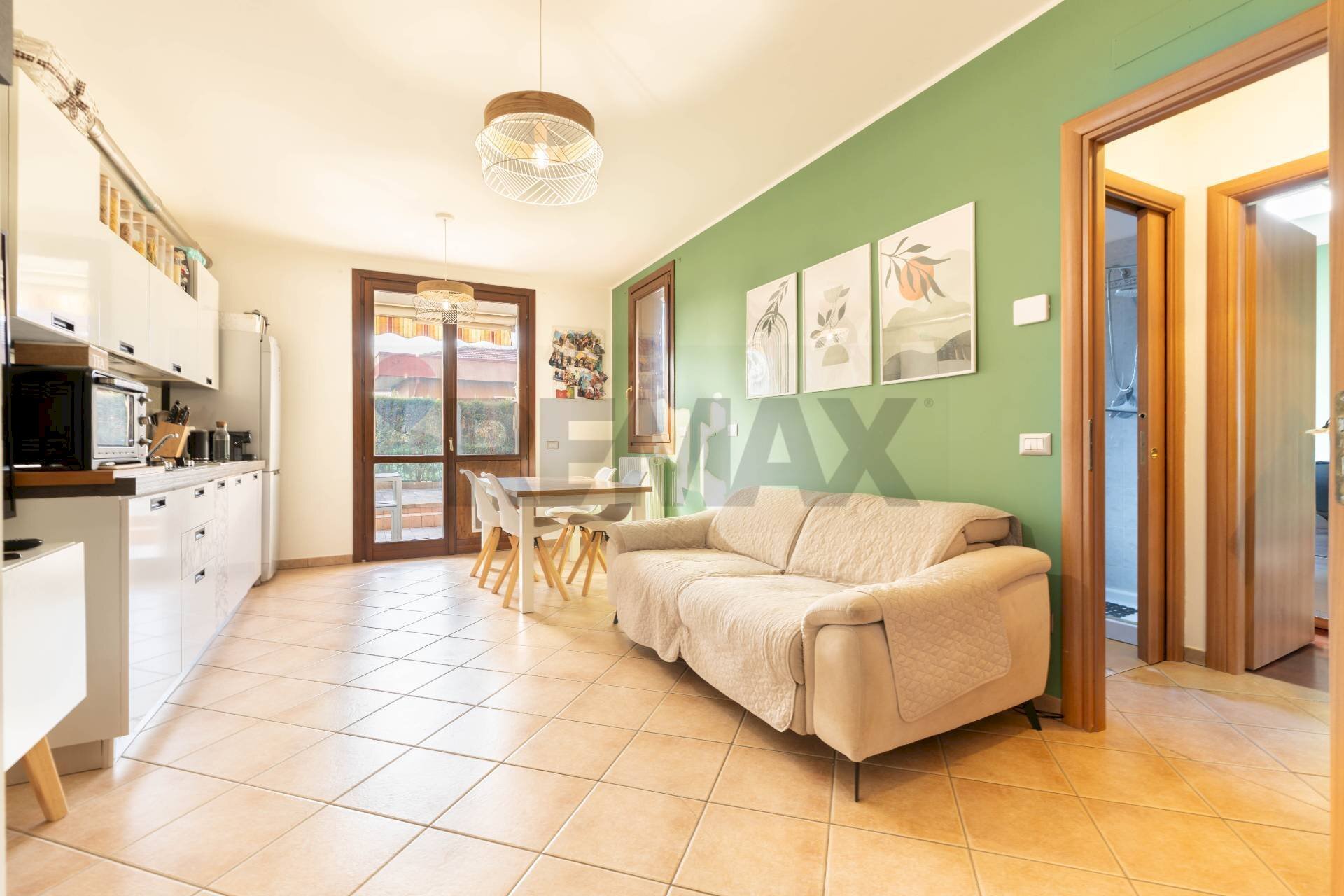Sala da pranzo - Two-room apartment VIA MONTALE
 
11, Roncello - photo 2