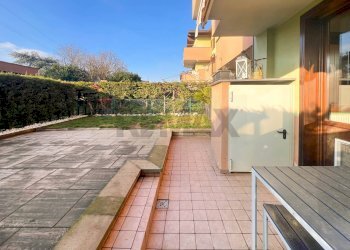Terrazza - Two-room apartment VIA MONTALE
 
11, Roncello - photo 11