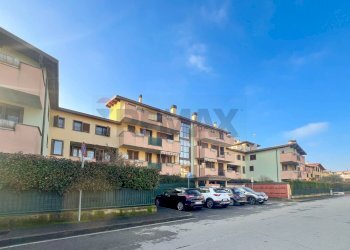 Edificio all\'aperto - Two-room apartment VIA MONTALE
 
11, Roncello - photo 28