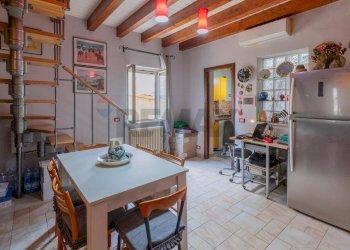 Sala da pranzo - Independent house Via Mariano Smiriglio
 
16, Palermo - photo 8