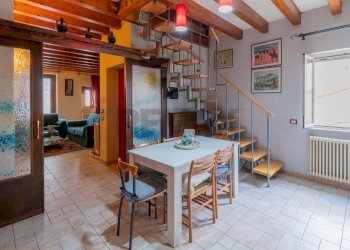 Sala da pranzo - Independent house Via Mariano Smiriglio
 
16, Palermo - photo 9