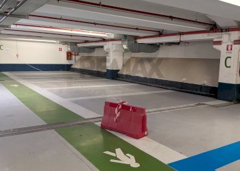 Parcheggio - Box Piazza Vittorio Emanuele Orlando
 
snc, Palermo - foto 5