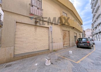 Edificio all\'aperto - Locale Commerciale via Mercè
26, Trapani - foto 2