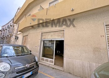 Edificio all\'aperto - Locale Commerciale via Mercè
26, Trapani - foto 4