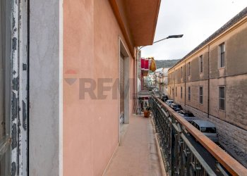 Balcone - Casa indipendente Via Grassi
 
4, Comiso - foto 10