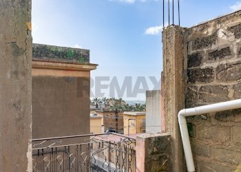 Balcone - Casa indipendente Via Grassi
 
4, Comiso - foto 14