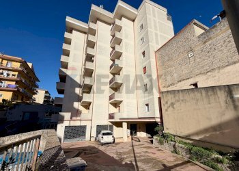 Edificio all\'aperto - Appartamento Viale Europa
 
90, Ragusa - foto 1
