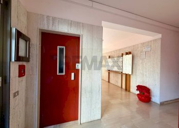 Ricezione / Lobby - Appartamento Viale Europa
 
90, Ragusa - foto 6