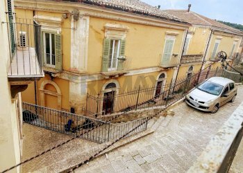 Casa all\'aperto - Casa indipendente Via Tenente Di Stefano
 
16, Ragusa - foto 2