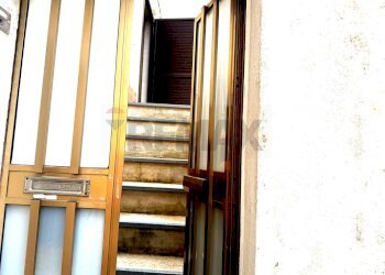 Scale - Casa indipendente Via Tenente Di Stefano
 
16, Ragusa - foto 5