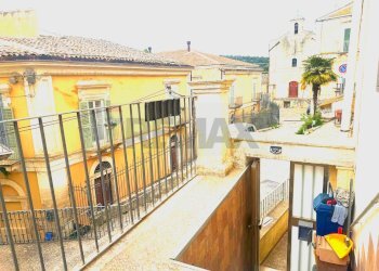 Balcone - Casa indipendente Via Tenente Di Stefano
 
16, Ragusa - foto 13