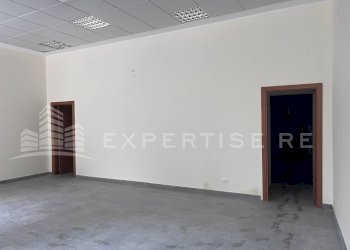 Foto 9 - Commercial Premises Via Armando Diaz
 
5, Palazzo Adriano - photo 9