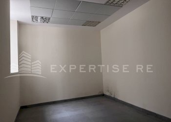 Foto 12 - Commercial Premises Via Armando Diaz
 
5, Palazzo Adriano - photo 12