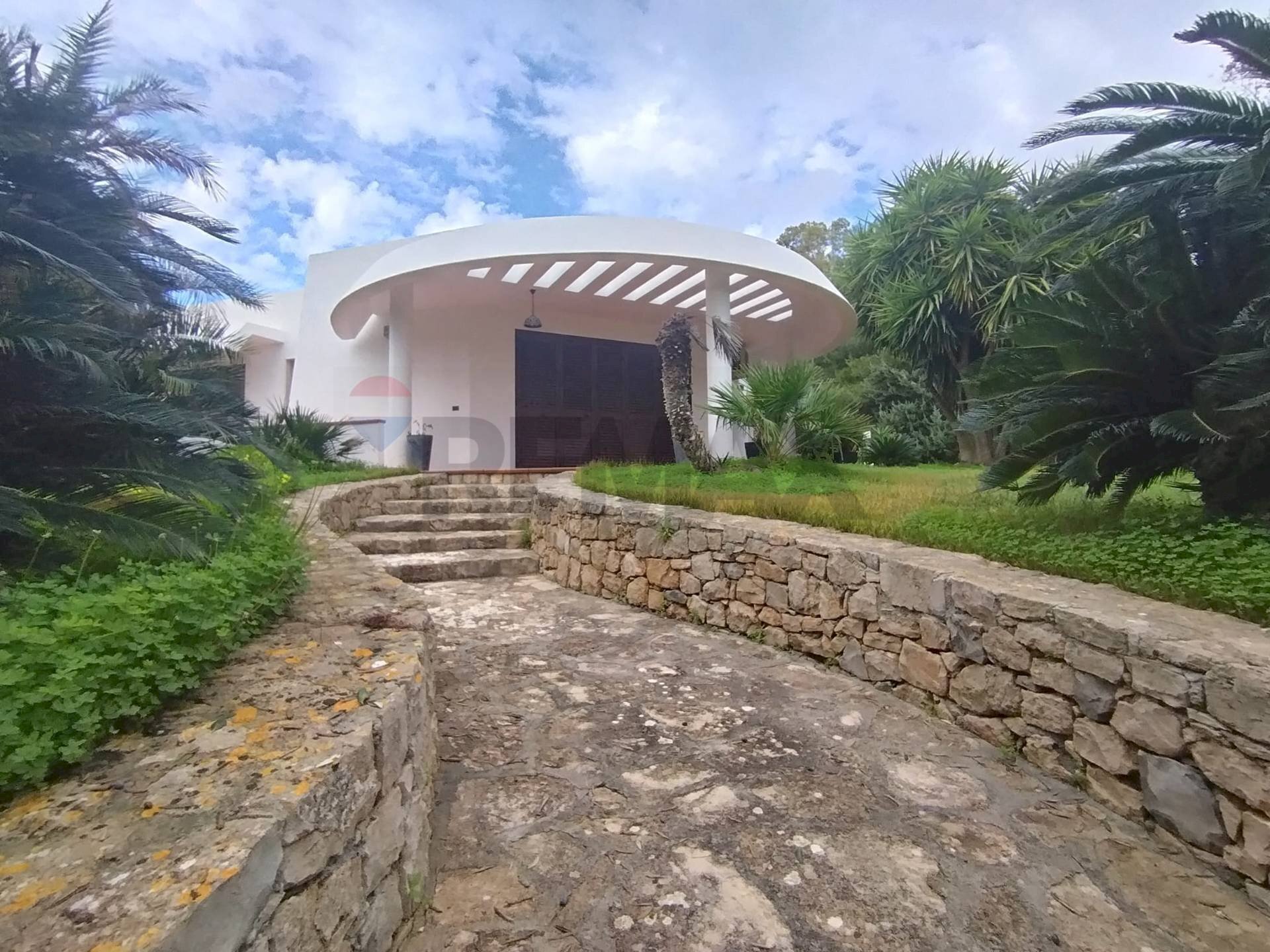 Casa all\'aperto - Villa Via Provinciale Tuglie
 
43, Parabita - foto 1