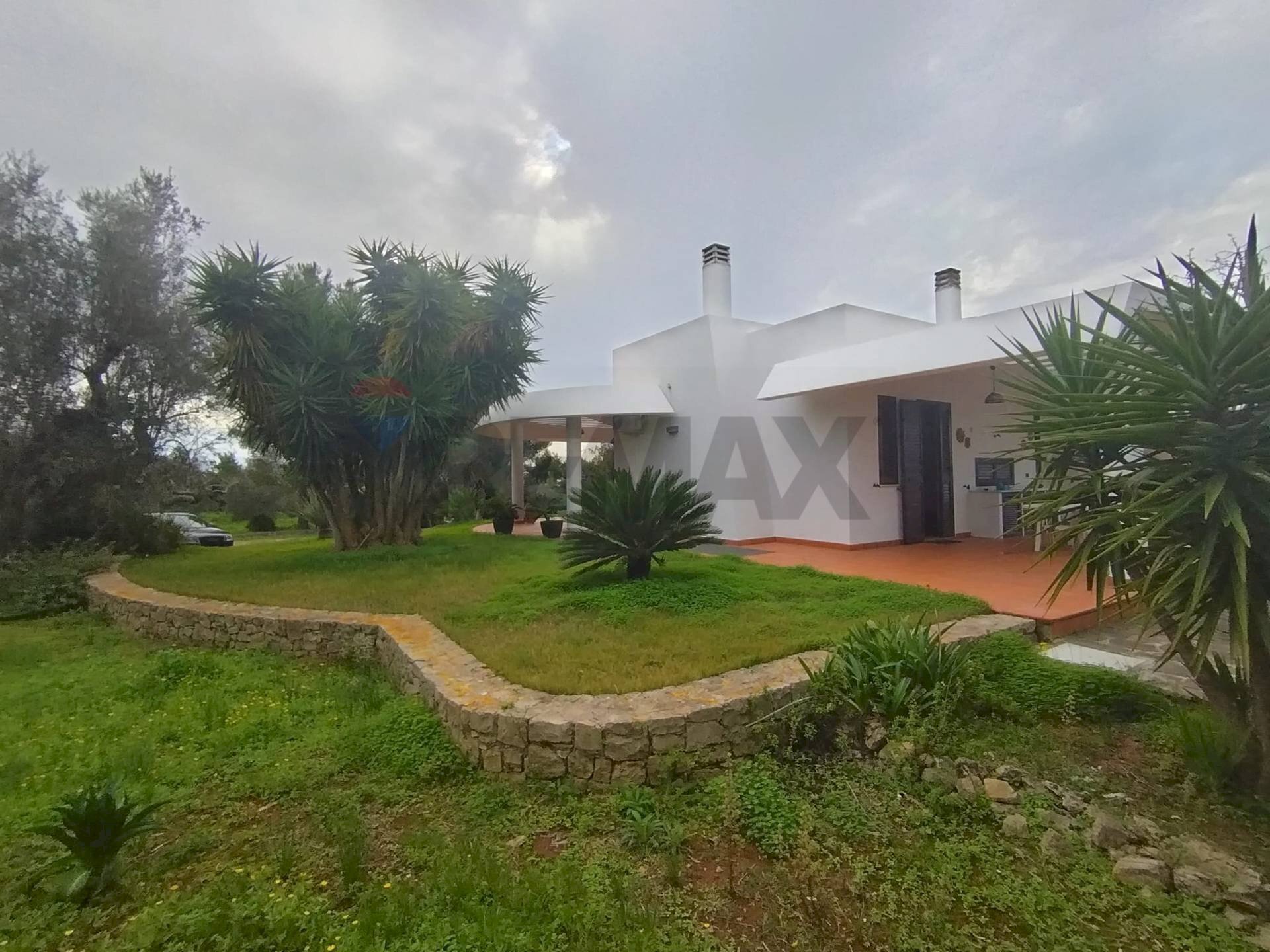 Casa all\'aperto - Villa Via Provinciale Tuglie
 
43, Parabita - foto 2