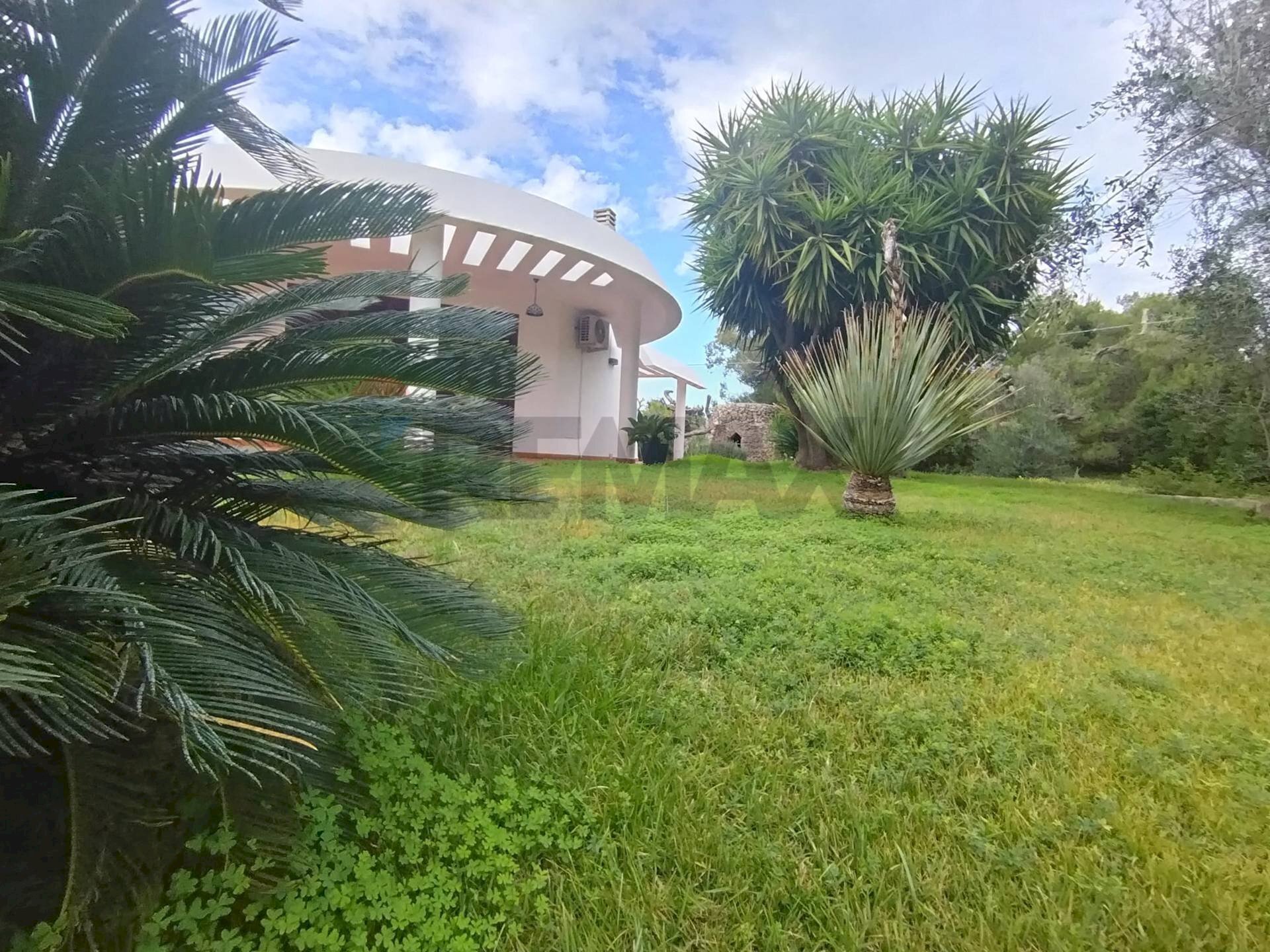 Giardino - Villa Via Provinciale Tuglie
 
43, Parabita - foto 3