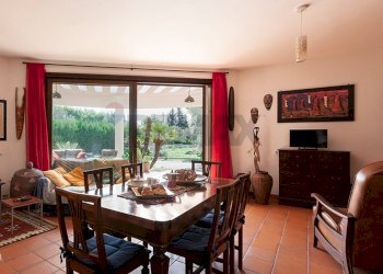 Sala da pranzo - Villa Via Provinciale Tuglie
 
43, Parabita - foto 10
