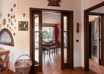 Hall / corridoio - Villa Via Provinciale Tuglie
 
43, Parabita - foto 12