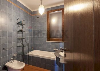 Bagno - Villa Via Provinciale Tuglie
 
43, Parabita - foto 27