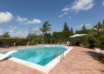 Piscina - Villa Via Provinciale Tuglie
 
43, Parabita - foto 30