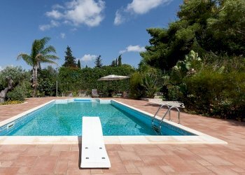 Piscina - Villa Via Provinciale Tuglie
 
43, Parabita - foto 31