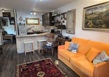 Foto 2 - Quadrilocale VIA VECCHIA DELLA STAZIONE
 
35, Campo di Giove - foto 2