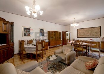 Sala da pranzo - Appartamento Traversa Al 282 A. De Gasperi
 
9, Bari - foto 4