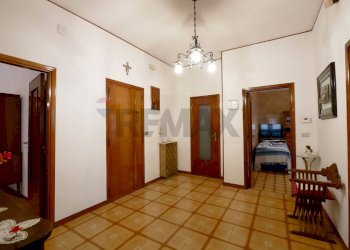 Hall / corridoio - Appartamento Traversa Al 282 A. De Gasperi
 
9, Bari - foto 5