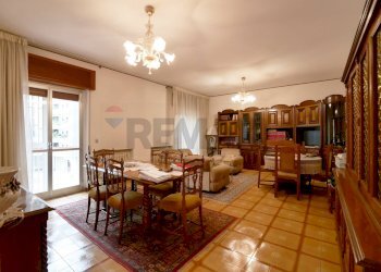 Sala da pranzo - Appartamento Traversa Al 282 A. De Gasperi
 
9, Bari - foto 17