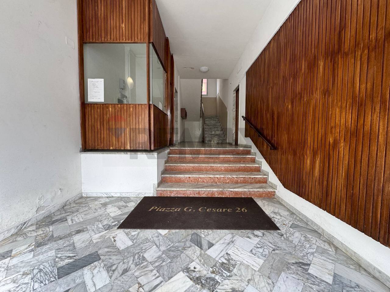 Ricezione / Lobby - Appartamento Piazza Giulio Cesare
26, Bari - foto 2