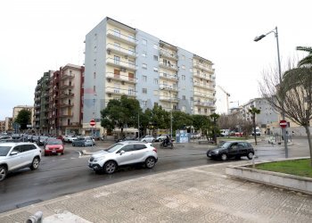 Edificio all\'aperto - Appartamento Piazza Giulio Cesare
 
26, Bari - foto 18