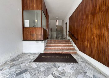 Ricezione / Lobby - Appartamento Piazza Giulio Cesare
 
26, Bari - foto 17