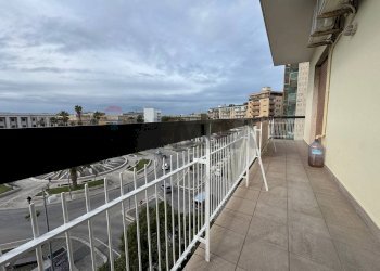 Balcone - Appartamento Piazza Giulio Cesare
 
26, Bari - foto 13