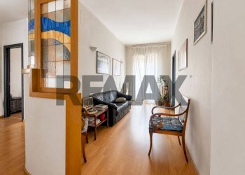 Soggiorno - Apartment Piazza Giulio Cesare
 
26, Bari - photo 6