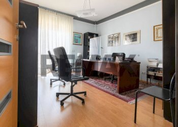 Ufficio - Apartment Piazza Giulio Cesare
 
26, Bari - photo 7