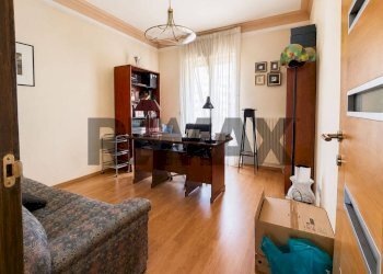 Ufficio - Apartment Piazza Giulio Cesare
 
26, Bari - photo 11