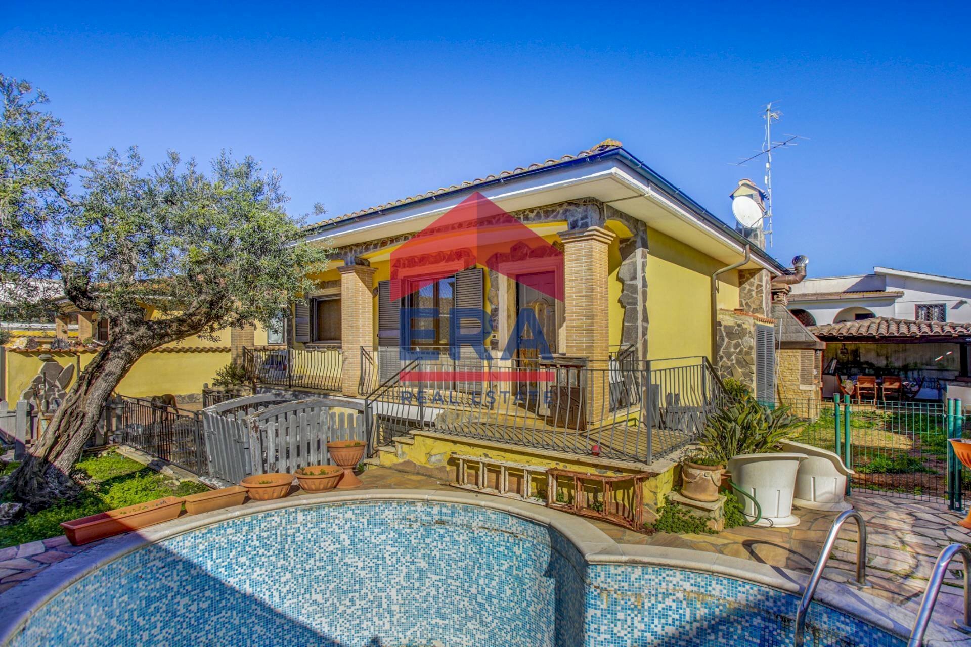 Foto 1 - Villa Via di Pratica di Mare
 
62, Ardea - foto 1