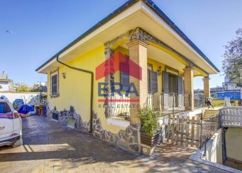 Foto 5 - Villa Via di Pratica di Mare
 
62, Ardea - foto 5