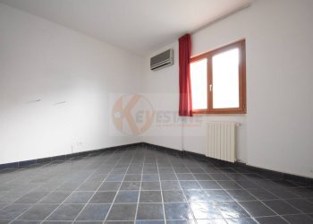 Foto 12 - Trilocale Via Mughina
 
26, Nuoro - foto 12