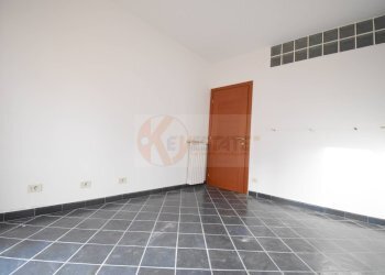 Foto 13 - Trilocale Via Mughina
 
26, Nuoro - foto 13